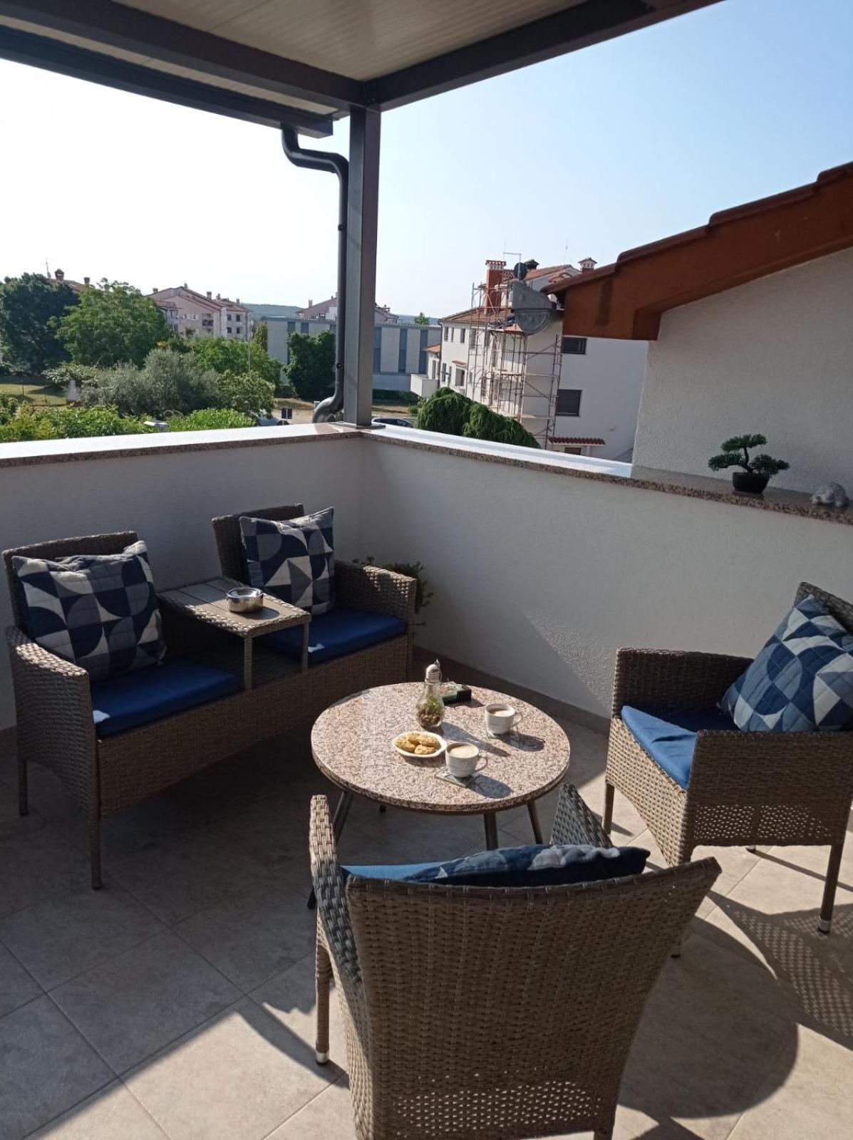 Ferienwohnung Studio Apartman Sky Rovinj Exterior foto